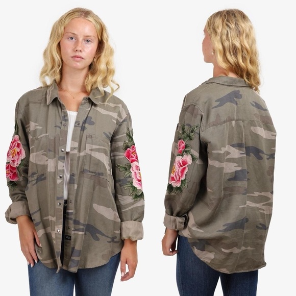 Rails Tops - Rails Marcel Embroidered Camo Shirt Women’s XS